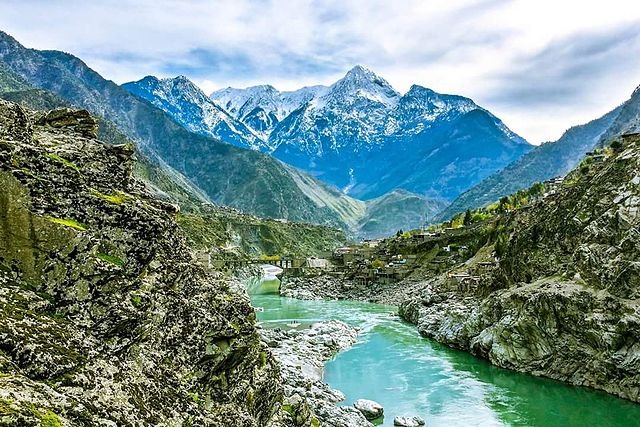 640px Dassu_Kohistan